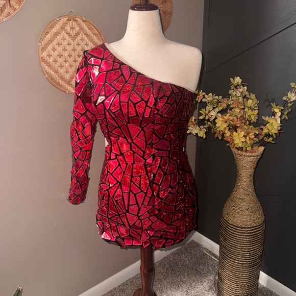 Dresses & Skirts - Elegant Red One-Shoulder Dress, Cut glass mirrored patten.